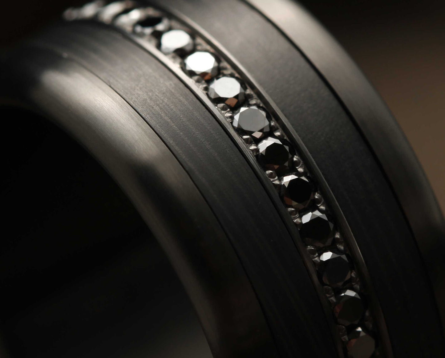 addon medium acier black entièrement serti diamants noirs 1,6mm