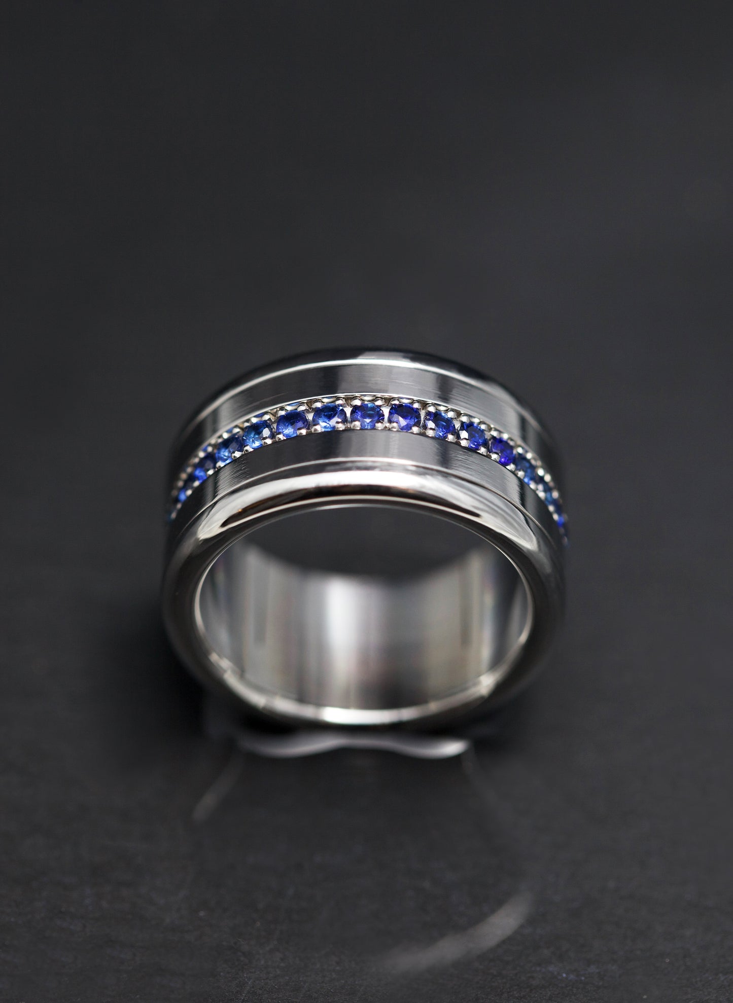 Medium Addon aus Stahl mit 1,9mm Saphiren vollständig besetzt