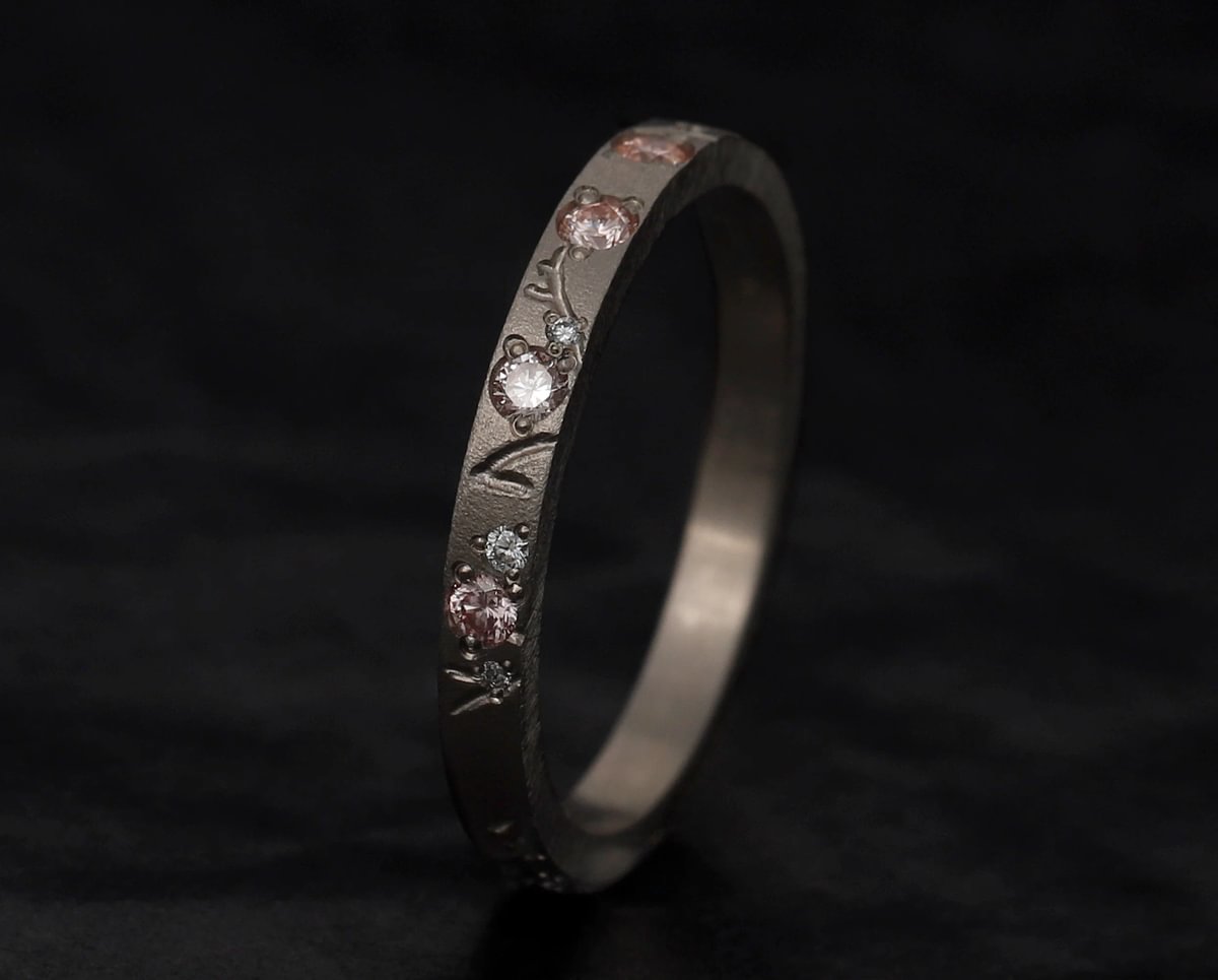 Set von 3 Innenringen aus 18K Graugold (3 Medium Addons) Hanami mit Diamanten und "Pur" rosa Diamanten für mood Luxus-Ring