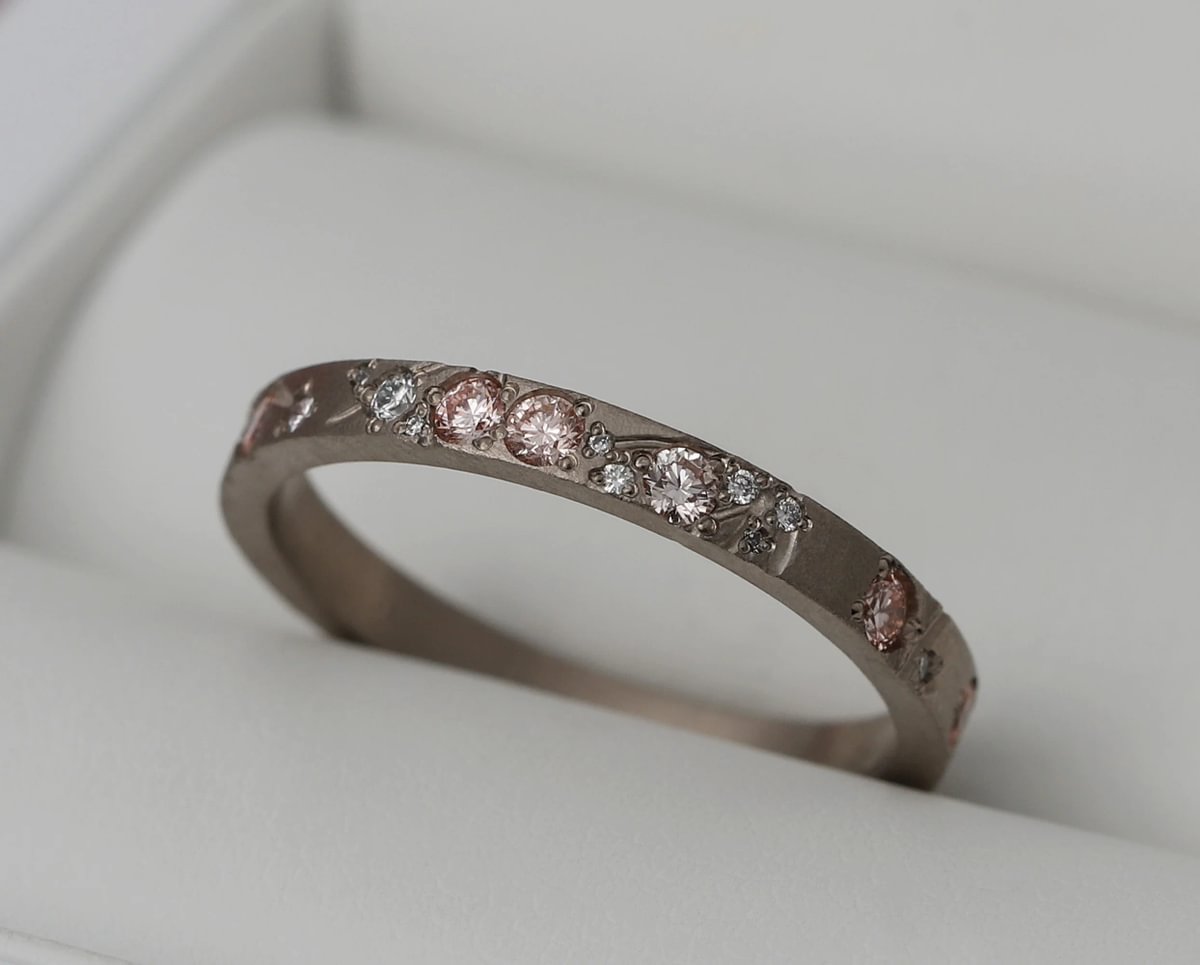 Set von 3 Innenringen aus 18K Graugold (3 Medium Addons) Hanami mit Diamanten und "Pur" rosa Diamanten für mood Luxus-Ring