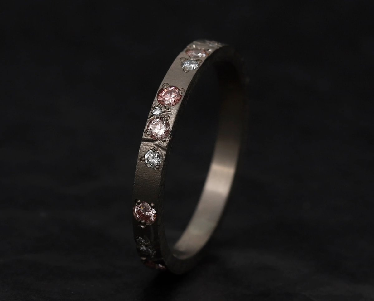 Set von 3 Innenringen aus 18K Graugold (3 Medium Addons) Hanami mit Diamanten und "Pur" rosa Diamanten für mood Luxus-Ring