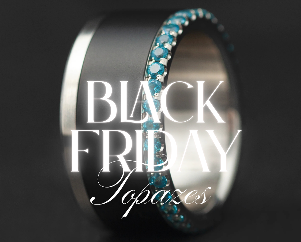 Base small entièrement sertie de topazes sur un côté