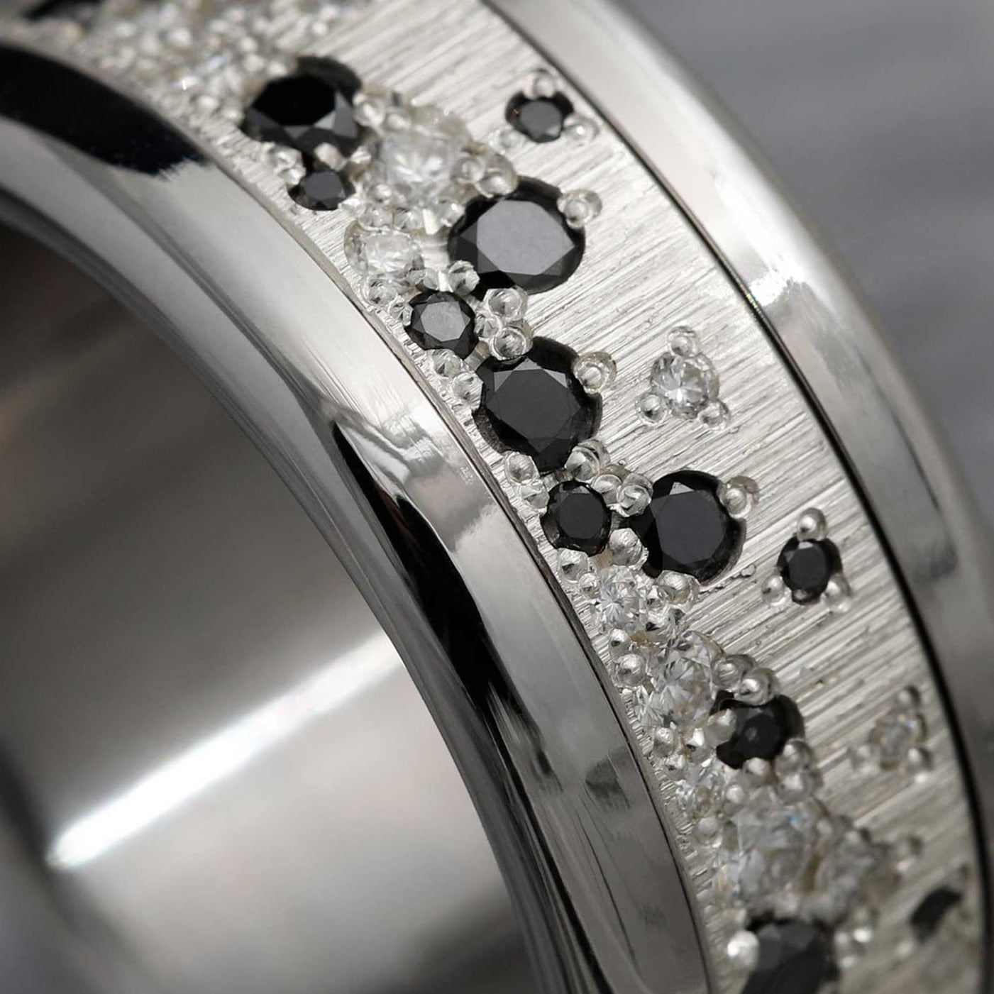 Ancienne Bague Argent Massif Alliance Anneaux Créateur Jonc pierre noir Ancienne Bague Argent Massif Alliance Anneaux Créateur Jonc pierre noir