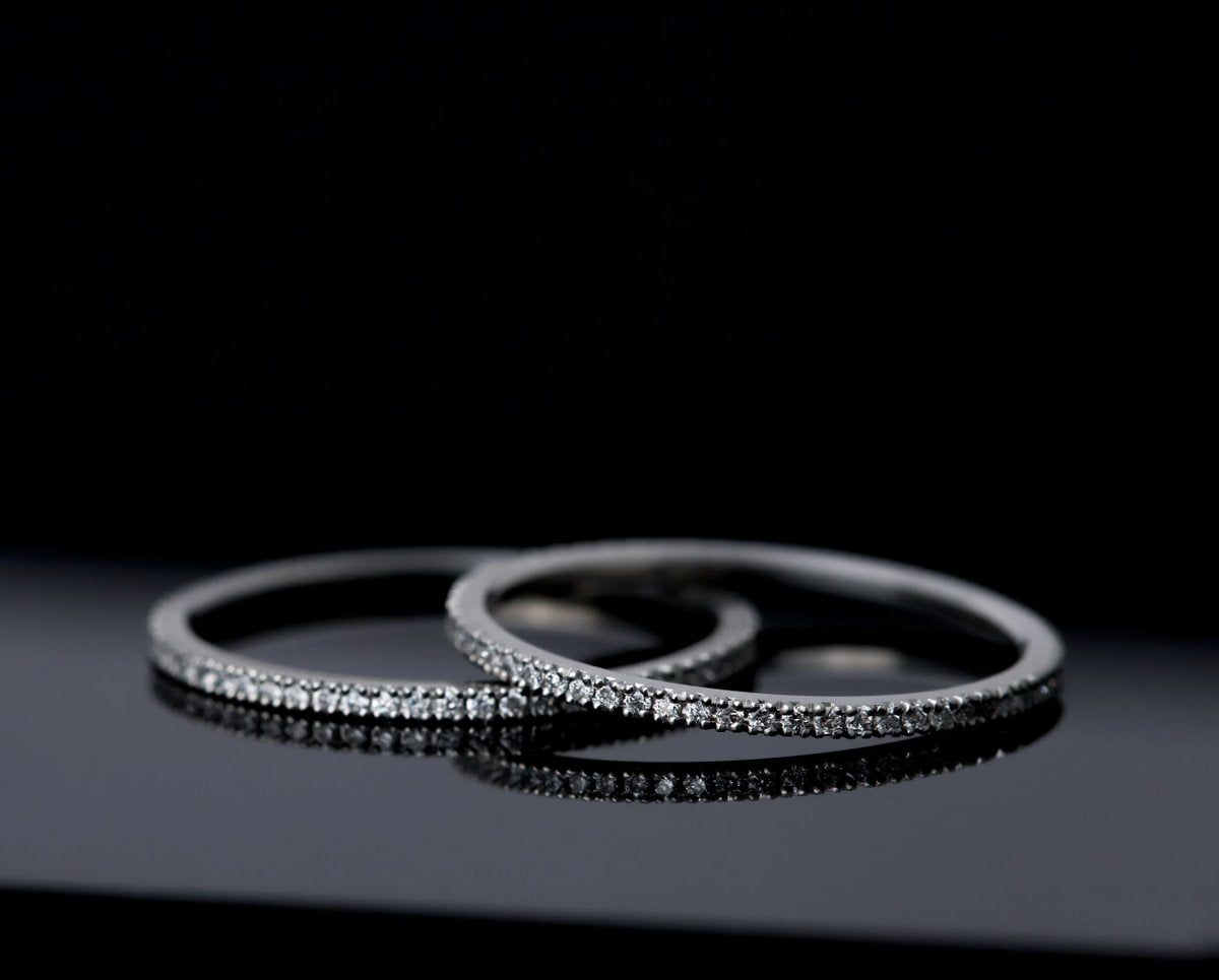 Mini addon en acier serti de diamants blancs 0.9mm